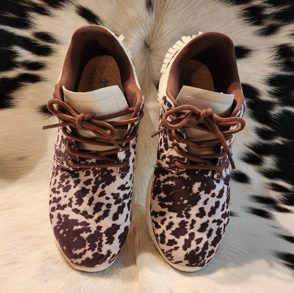 CRAZY TRAIN COWHIDE PRINT SNEAKERS SIZE 10 - Picture 3 of 5